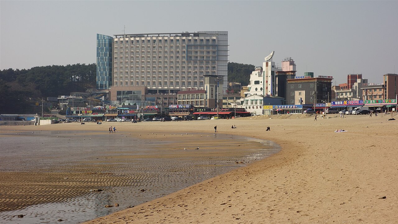 乙旺里 (ウルワンリ) 海水浴場 4