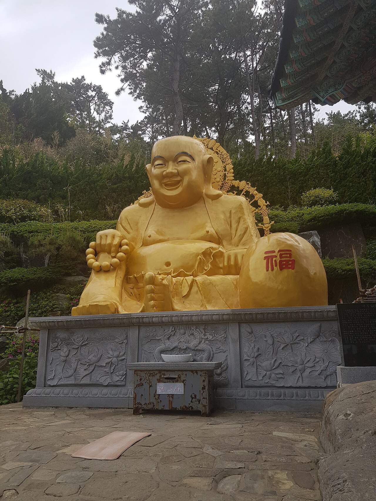 Haedong Yonggungsa Temple (해동용궁사) 3