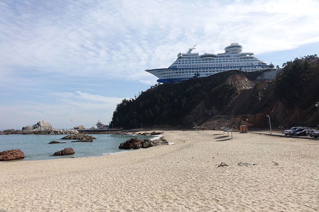 Jeongdongjin Beach (정동진 해변) 3