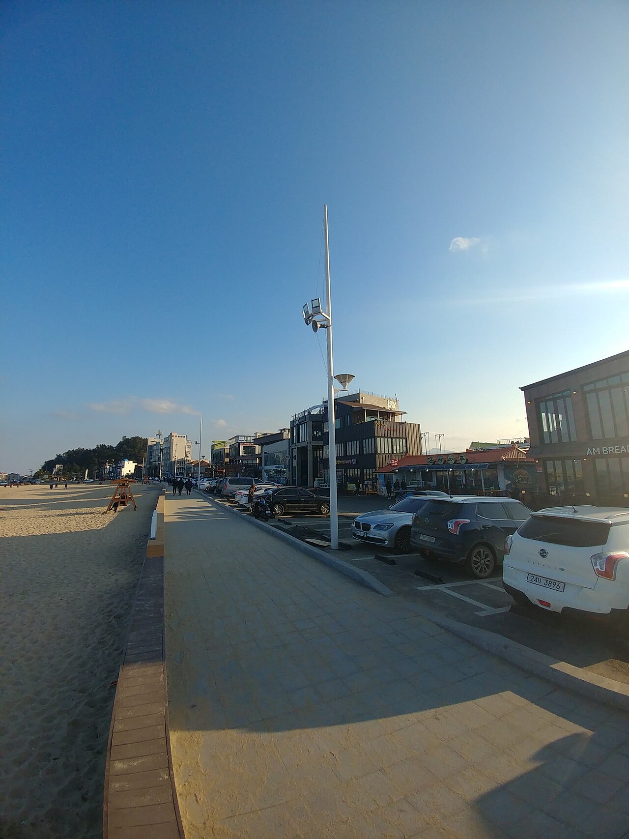 Gangneung Anmok Beach Coffee Street (강릉 안목해변 커피거리) 4