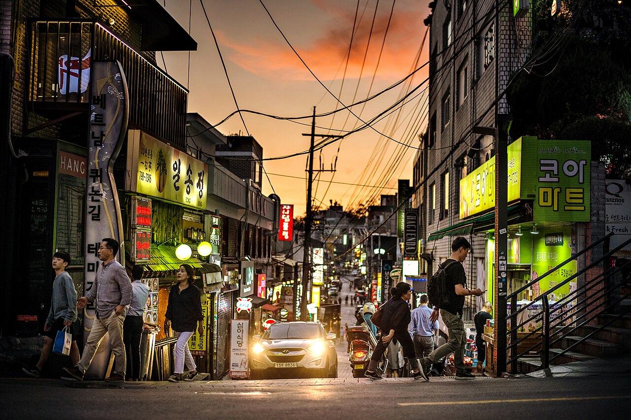 Itaewon (이태원) 2