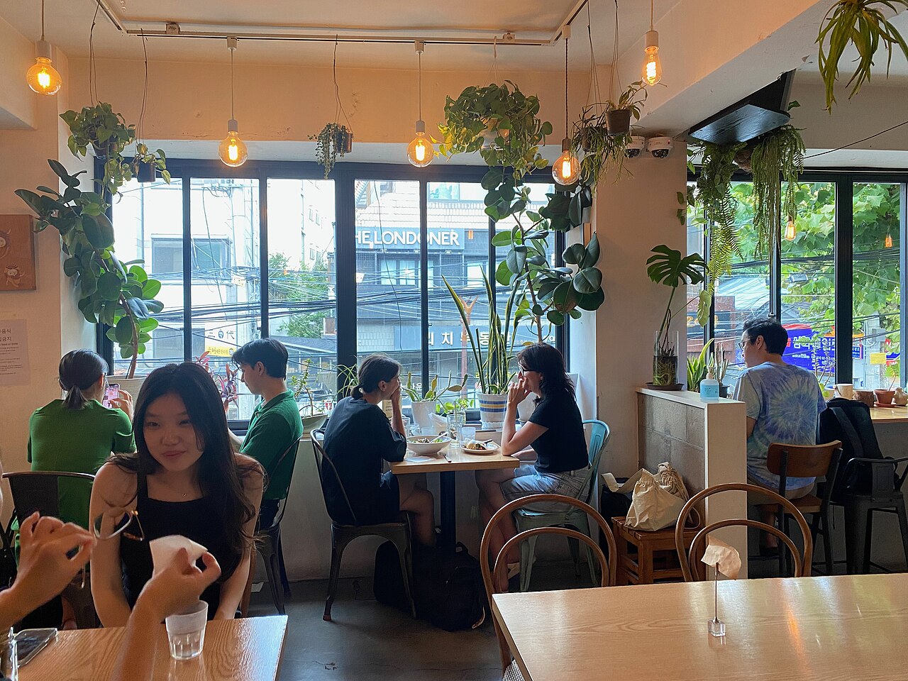 Itaewon (이태원) 3