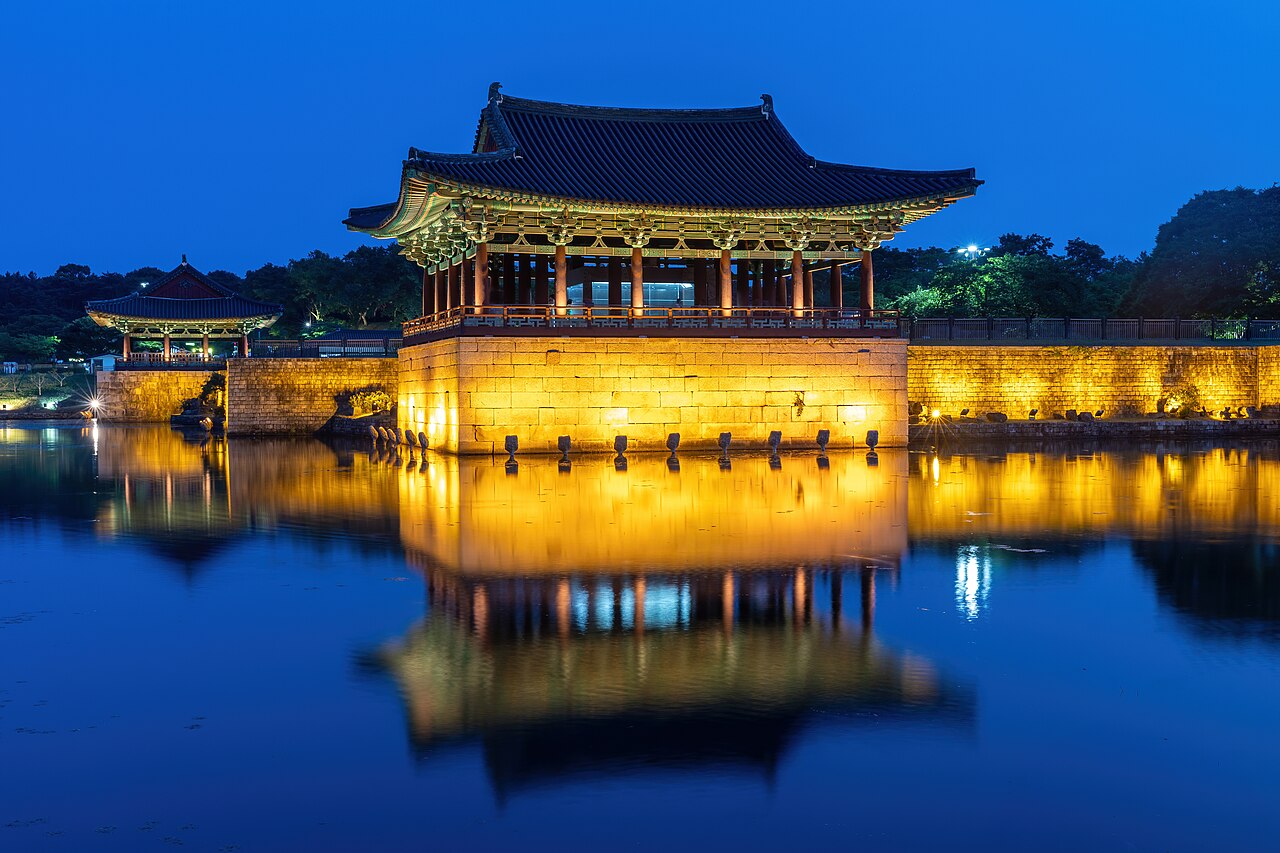 Donggung Palace and Wolji Pond (동궁과 월지) 1