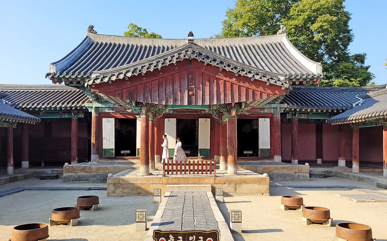 Gyeonggijeon Shrine (경기전) 5