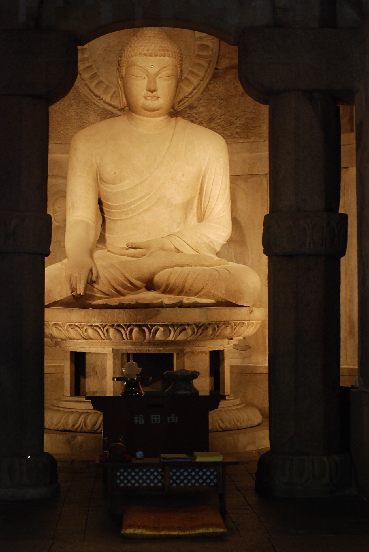 Seokguram Grotto (석굴암) 1
