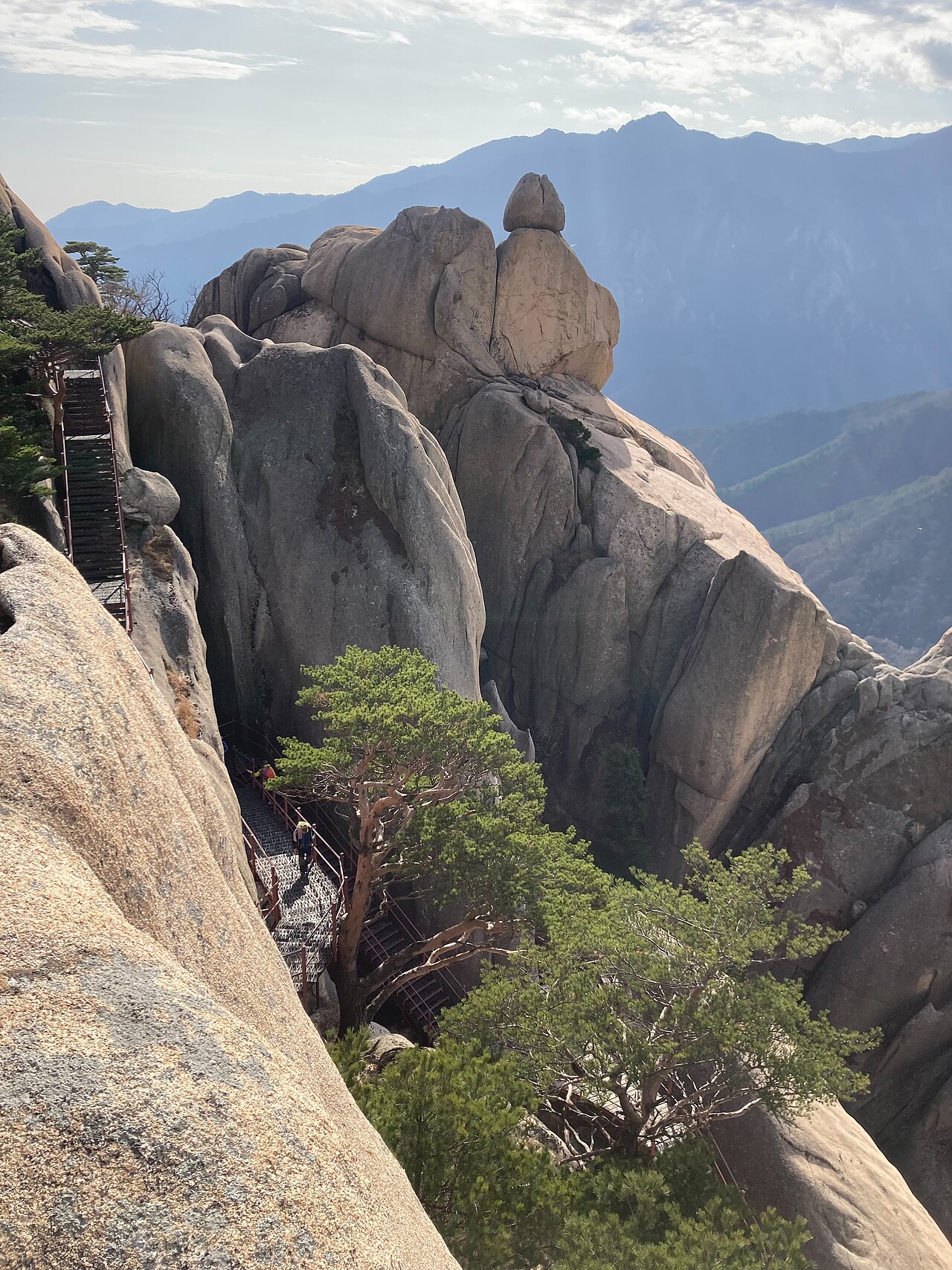 Seoraksan National Park (설악산국립공원) 2